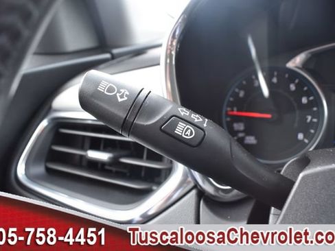 Used 2020 Chevrolet Equinox LT FWD image 29