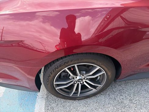 Used 2017 Ford Mustang GT Premium RWD image 19