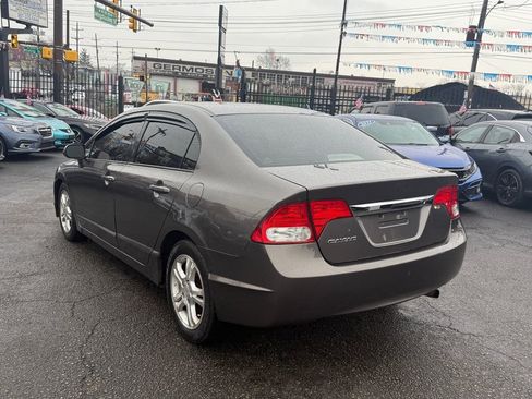 Used 2011 Honda Civic LX image 3