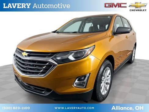Used 2018 Chevrolet Equinox LS image 1