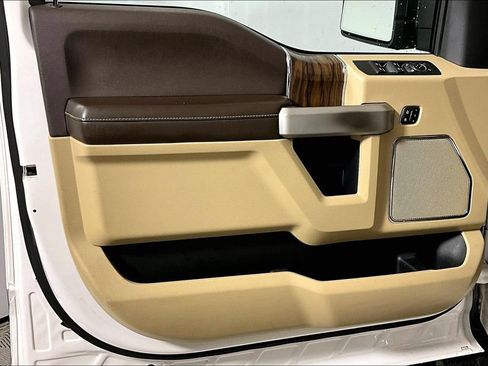 Used 2019 Ford F150 Lariat AWD/4WD image 18