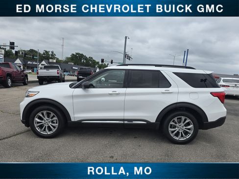 Used 2020 Ford Explorer XLT w/ Equipment Group 202A AWD/4WD image 6
