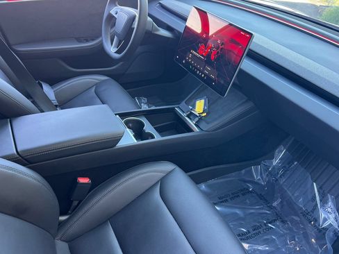 Used 2025 Tesla Model 3 Long Range AWD/4WD image 15
