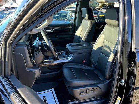 Used 2022 Chevrolet Silverado 1500 LT Trail Boss w/ LT Trail Boss Premium Package image 10