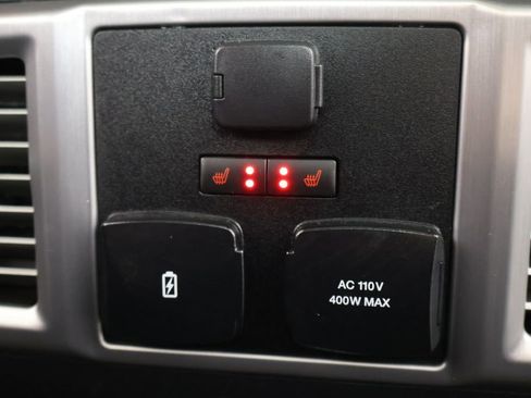 Used 2019 Ford F150 Platinum w/ Equipment Group 701A Luxury image 55