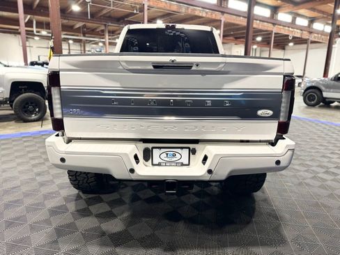 Used 2018 Ford F250 Limited image 4