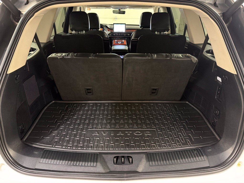 Used 2023 Lincoln Aviator Reserve w/ Equipment Group 201A AWD/4WD image 40