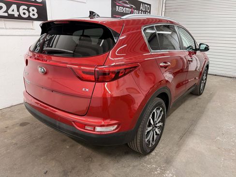 Used 2017 Kia Sportage EX w/ EX Technology Package AWD/4WD image 4