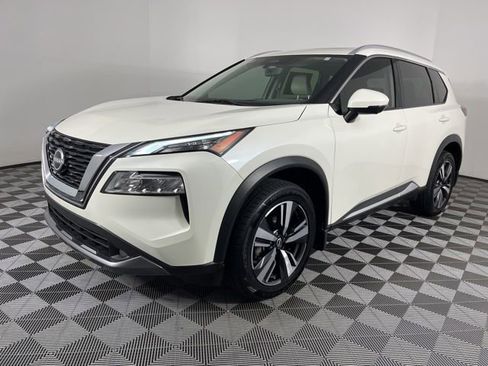 Used 2023 Nissan Rogue SL FWD image 6