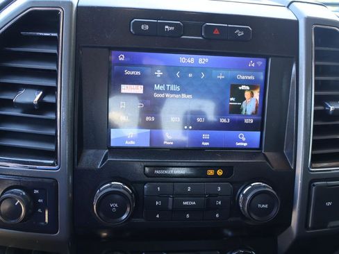 Used 2022 Ford F250 XLT w/ FX4 Off-Road Package AWD/4WD image 14
