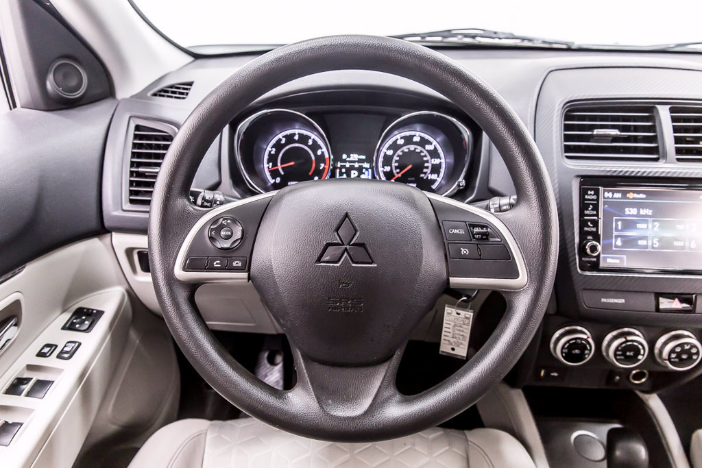 Used 2020 Mitsubishi Outlander Sport ES FWD image 20