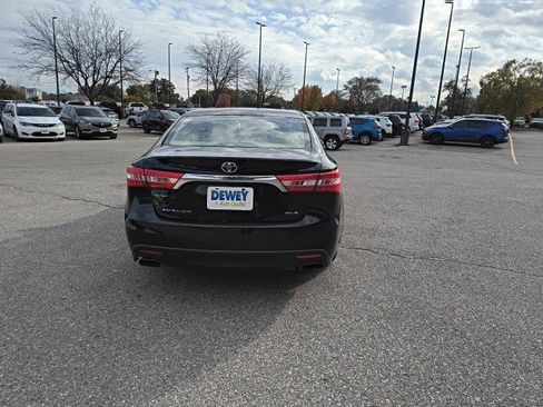 Used 2014 Toyota Avalon XLE image 4
