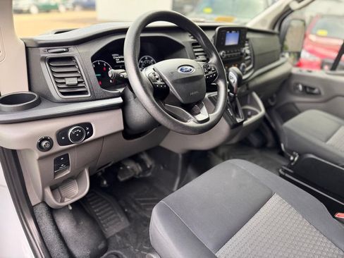 Used 2025 Ford Transit 250 Low Roof w/ Exterior Upgrade Package RWD image 14