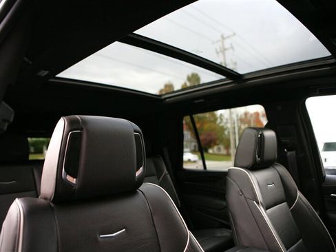 Used 2023 Cadillac Escalade Sport image 26