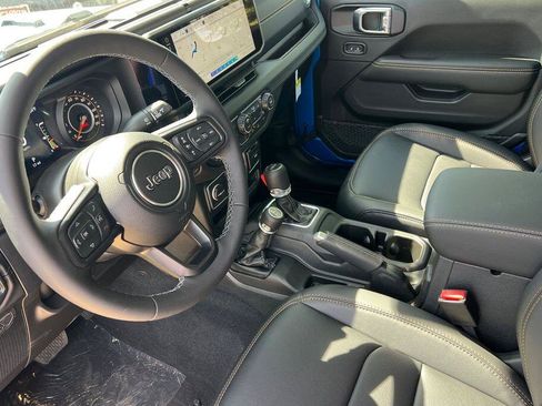 New 2026 Jeep Gladiator Sport image 10