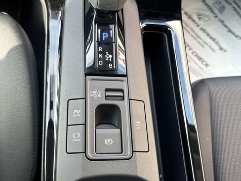 New 2026 Toyota Prius LE image 13