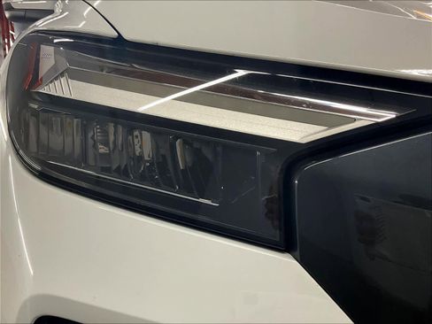 Certified 2024 Audi Q4 e-tron Premium w/ Convenience Package image 29