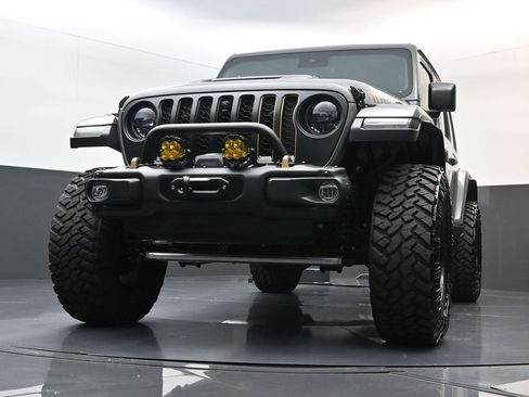Used 2023 Jeep Wrangler Unlimited Rubicon 392 w/ Xtreme Recon 35" Tire Package AWD/4WD image 28