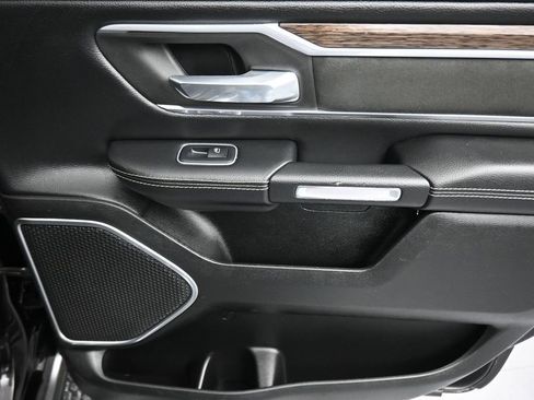Used 2020 RAM 1500 Laramie AWD/4WD image 42