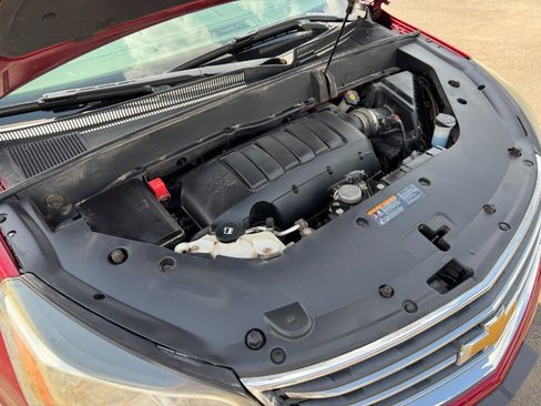 Used 2014 Chevrolet Traverse LT AWD/4WD image 26