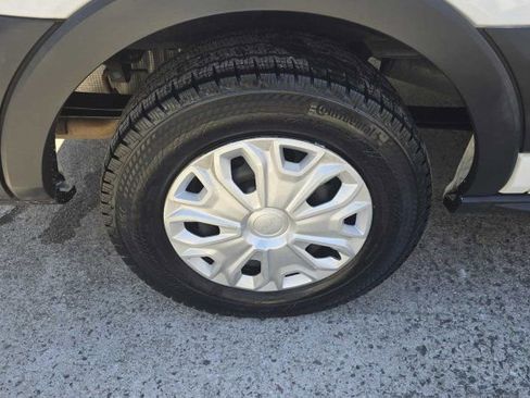 Used 2019 Ford Transit 150 XLT image 11