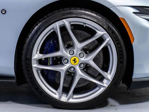 Certified 2025 Ferrari Roma Spider RWD image 60