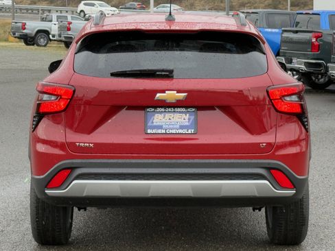 New 2026 Chevrolet Trax LT w/ Driver Confidence Package image 4