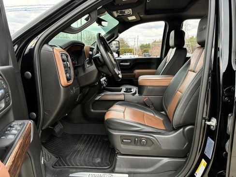 Used 2023 Chevrolet Silverado 2500 High Country w/ LPO, Hitch Package image 14