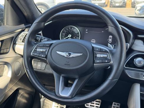 Used 2022 Genesis G70 3.3T RWD image 25