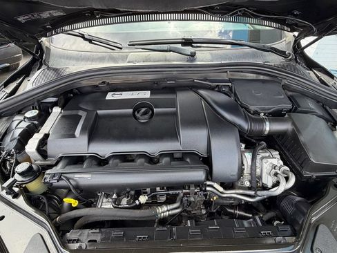 Used 2014 Volvo XC60 T6 AWD/4WD image 14