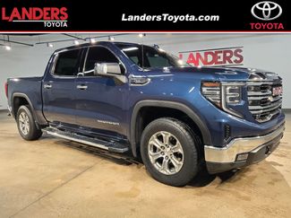 Used 2022 GMC Sierra 1500 SLT w/ SLT Convenience Package AWD/4WD video 1