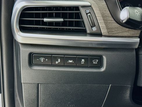 Used 2020 Kia Telluride SX w/ SX Prestige Package AWD/4WD image 11