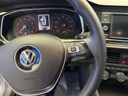 Used 2019 Volkswagen Jetta SE FWD image 15