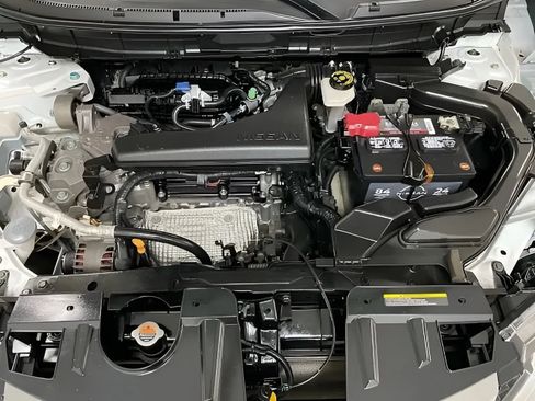 Used 2017 Nissan Rogue S FWD image 15