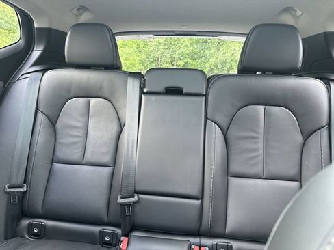 Used 2023 Volvo XC40 B5 Plus w/ Driver Assist Package AWD/4WD image 29