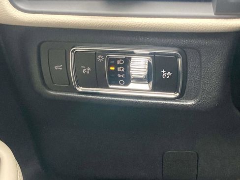 New 2026 Lincoln Corsair Premiere image 30