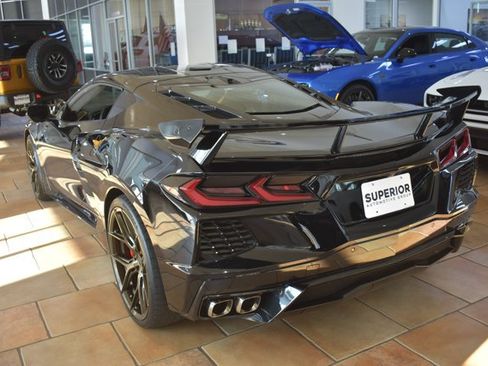 Used 2021 Chevrolet Corvette Stingray Premium Cpe w/ Z51 Performance Package RWD image 6
