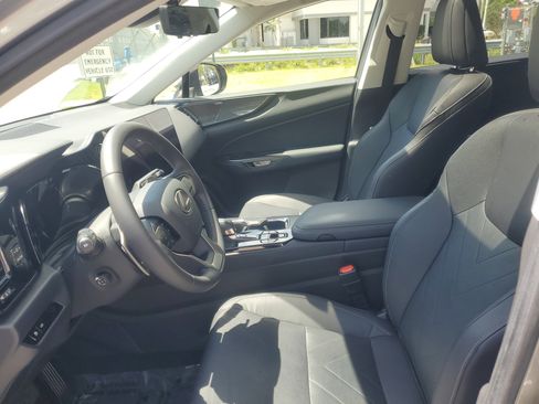 Used 2023 Lexus NX 350 AWD image 15