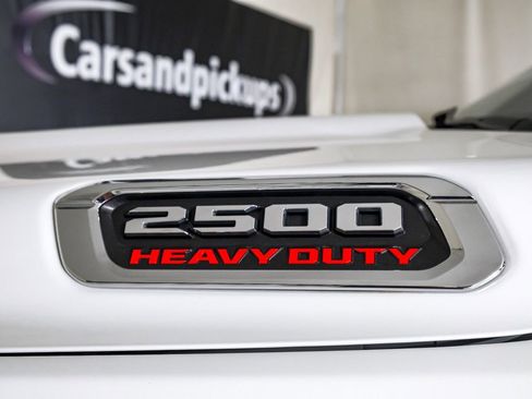 Used 2024 RAM 2500 Laramie AWD/4WD image 43