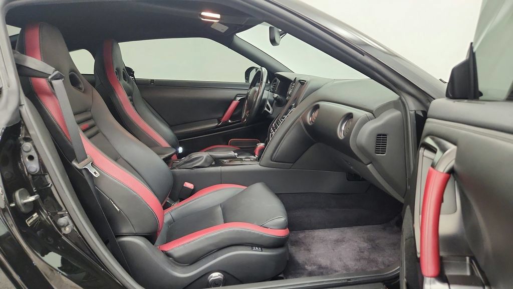 Used 2012 Nissan GT-R Black Edition AWD/4WD image 46