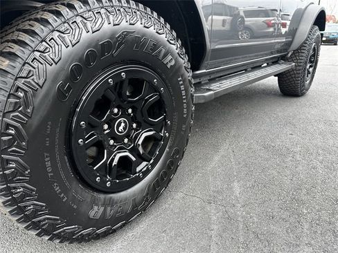 Certified 2023 Ford Bronco Wildtrak image 12
