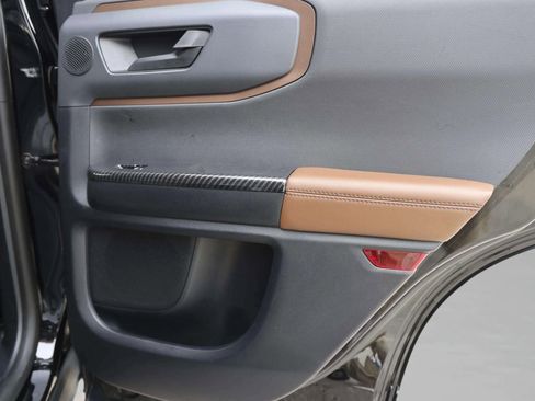 Used 2023 Ford Bronco Sport Outer Banks w/ Tech Package image 32