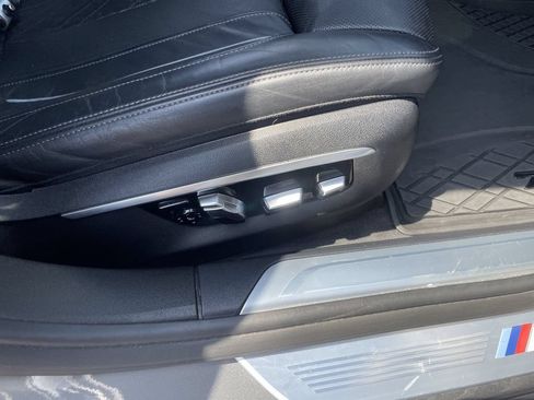 Used 2016 BMW 750i RWD image 34