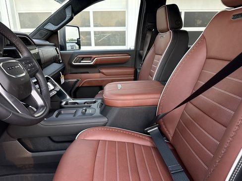 New 2026 GMC Sierra 2500 Denali Ultimate AWD/4WD image 4