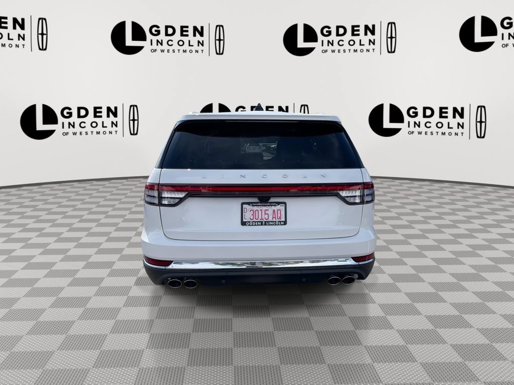 Used 2026 Lincoln Aviator 2WD image 7