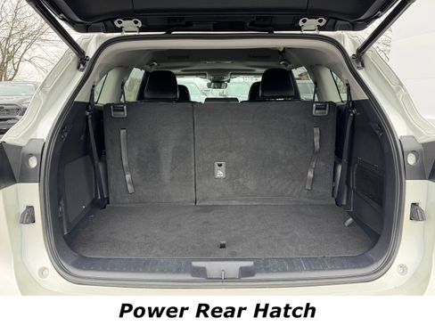 Used 2021 Toyota Highlander Limited image 13