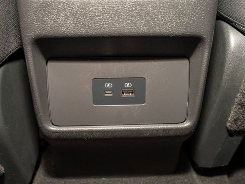 Used 2021 Nissan Rogue SV image 7