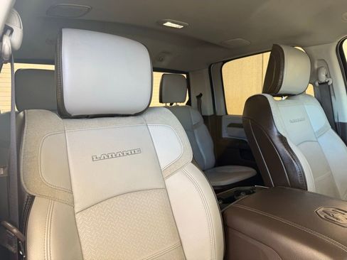 Used 2025 RAM 3500 Laramie image 14