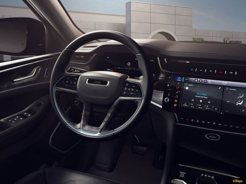 New 2026 Jeep Grand Cherokee L Limited image 21