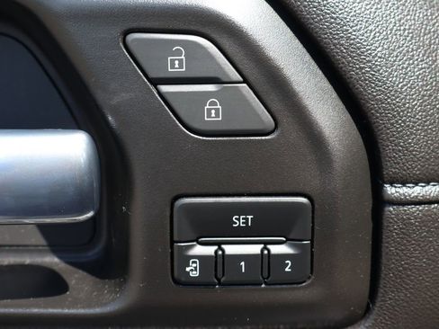 Used 2021 Chevrolet Silverado 2500 LTZ w/ LTZ Plus Package AWD/4WD image 19